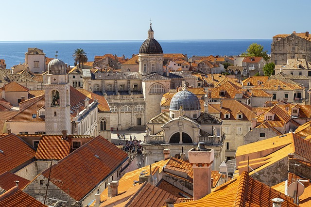 Glideway travel in Croatia for island chains and Adriatic softness