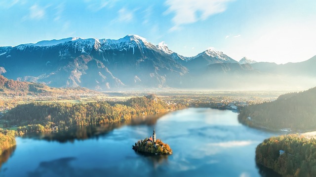 Lakebreeze Slovenia Resorts With Reflection, Trails, and Alpine Peace