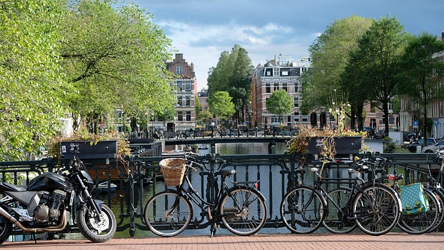 Underway travel in the Netherlands for canals, art, and grown-up calm