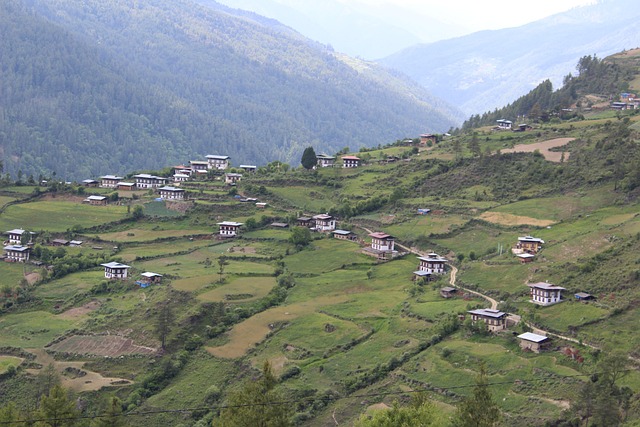 Xenoroute travel through Bhutan for mountain peace and slow intention